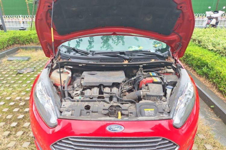 Used Ford Fiesta 2013 Hatchback 1.5L Automatic Fashion Edition Engine Bay