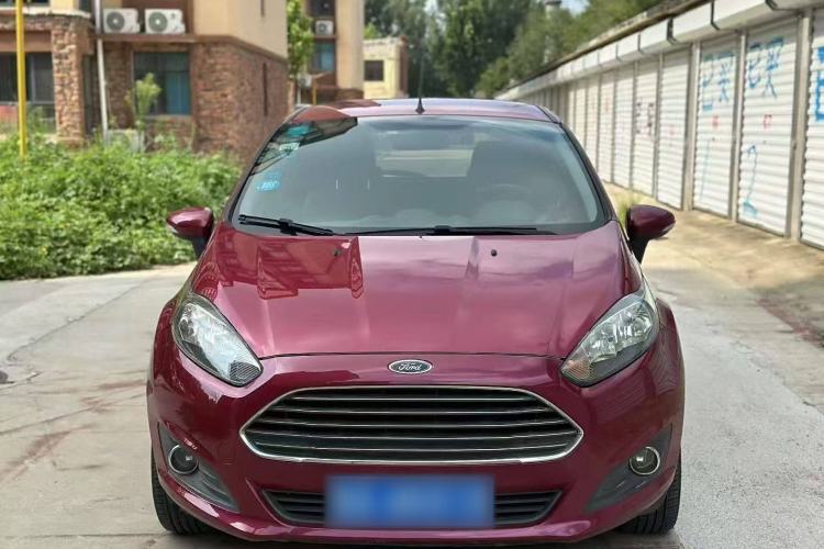Used Ford Fiesta 2013 Hatchback 1.5L Automatic Fashion Edition Exterior 1