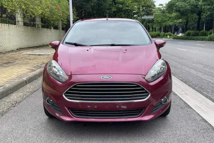 Used Ford Fiesta 2013 Hatchback 1.5L Automatic Fashion Edition Exterior 1