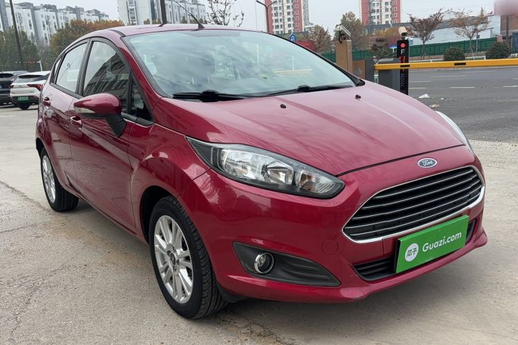 Used Ford Fiesta 2013 Hatchback 1.5L Automatic Fashion Edition Exterior 2