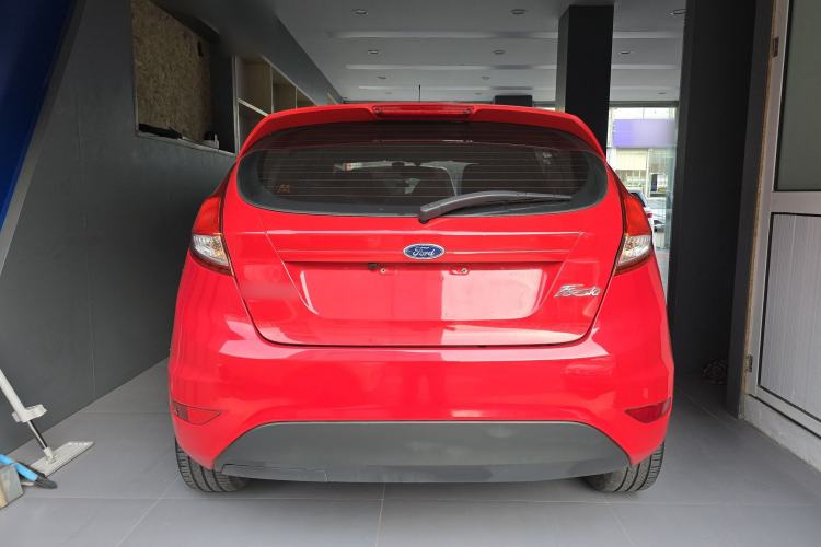 Used Ford Fiesta 2013 Hatchback 1.5L Automatic Fashion Edition Exterior 3