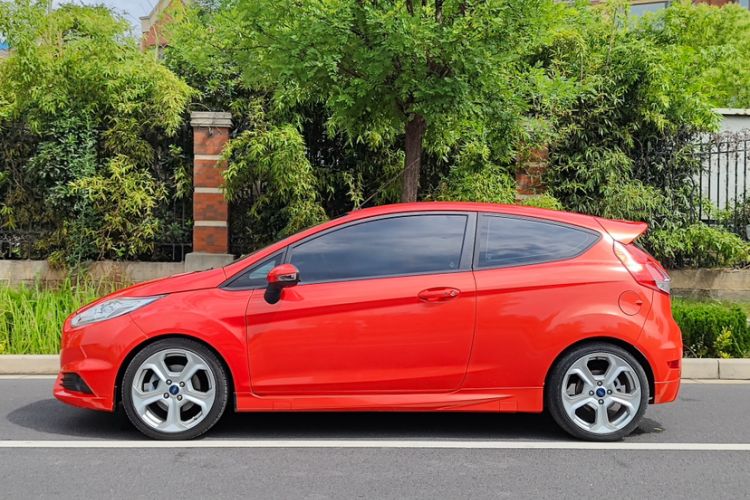 Used Ford Fiesta 2013 1.6T ST Exterior 3