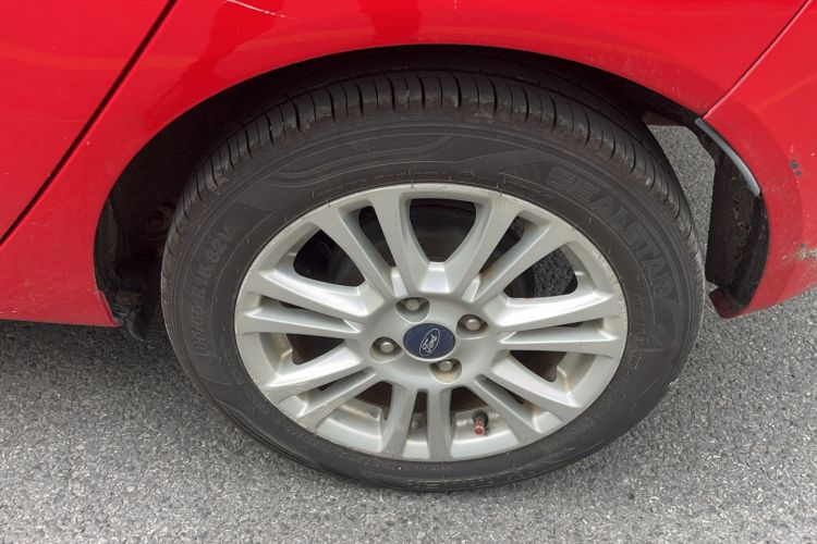 Used Ford Fiesta 2013 Hatchback 1.5L Automatic Fashion Edition Exterior 3
