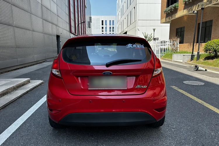 Used Ford Fiesta 2013 Hatchback 1.5L Automatic Fashion Edition Exterior 3