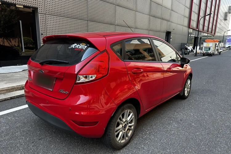 Used Ford Fiesta 2013 Hatchback 1.5L Automatic Fashion Edition Exterior 4