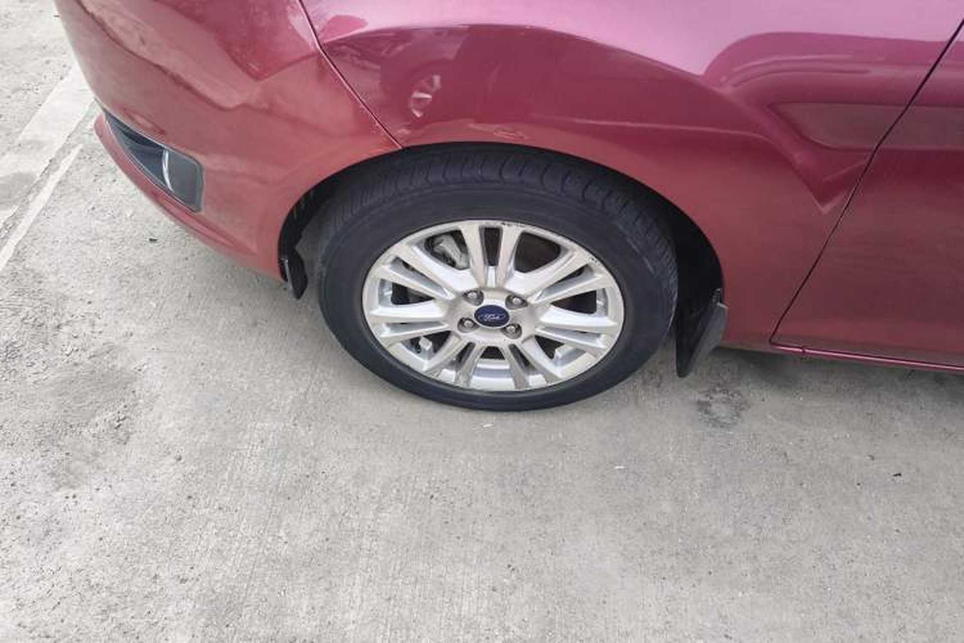 Used Ford Fiesta 2013 Sedan 1.5L Automatic Fashion Edition Exterior 4