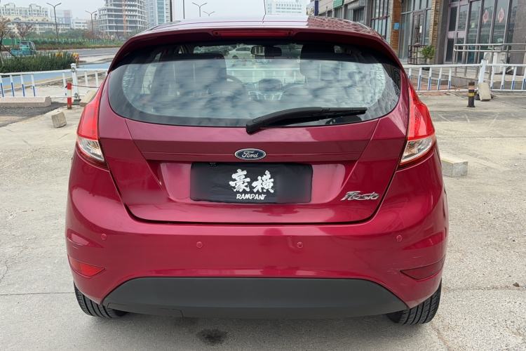 Used Ford Fiesta 2013 Hatchback 1.5L Automatic Fashion Edition Exterior 4
