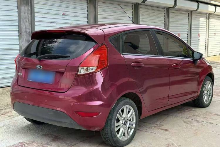 Used Ford Fiesta 2013 Hatchback 1.5L Automatic Fashion Edition Exterior 5