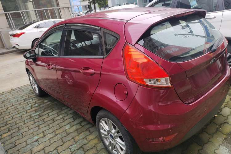 Used Ford Fiesta 2013 Hatchback 1.5L Automatic Prestige Model Exterior 5