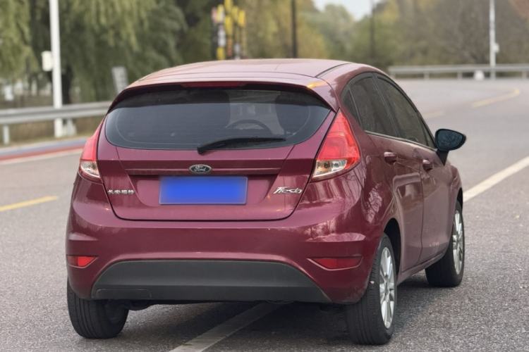 Used Ford Fiesta 2013 Hatchback 1.5L Automatic Fashion Edition Exterior 6