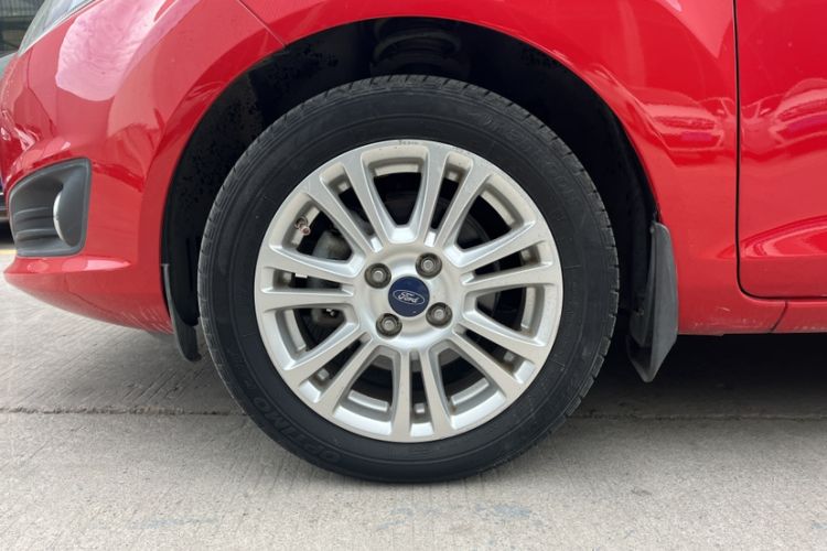 Used Ford Fiesta 2013 Hatchback 1.5L Automatic Fashion Edition Exterior 6