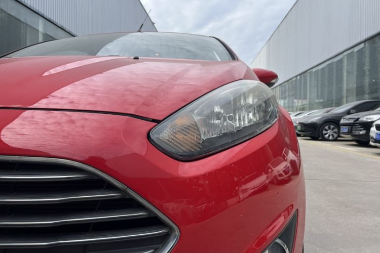 Used Ford Fiesta 2013 Hatchback 1.5L Automatic Fashion Edition Exterior 7