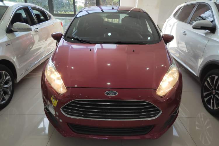 Used Ford Fiesta 2013 Hatchback 1.5L Automatic Fashion Edition Front