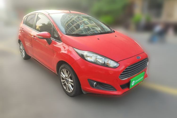 Used Ford Fiesta 2013 Hatchback 1.5L Automatic Fashion Edition Front Right 45 Deg