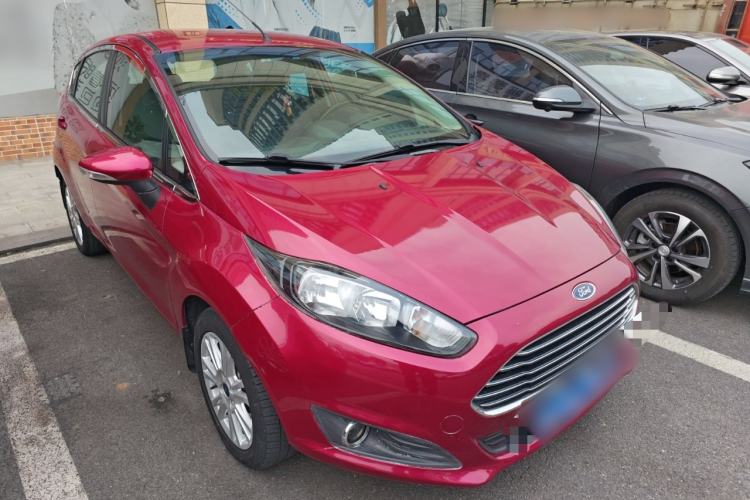 Used Ford Fiesta 2013 Hatchback 1.5L Automatic Fashion Edition Front Right 45 Deg