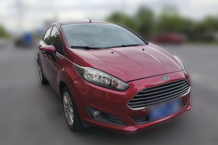 Used Ford Fiesta 2013 Hatchback 1.5L Automatic Fashion Edition Front Right 45 Deg