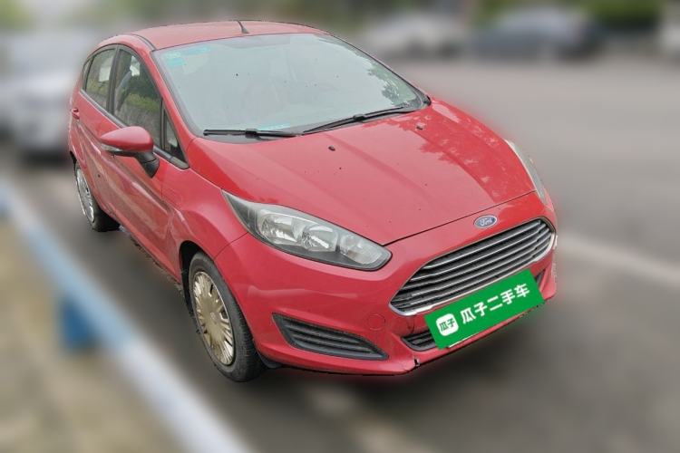 Used Ford Fiesta 2013 Hatchback 1.5L Manual Fashion Edition Front Right 45 Deg