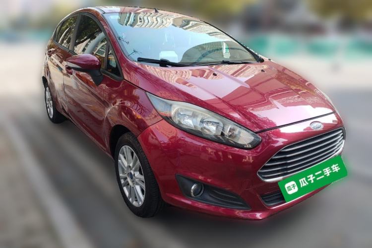 Used Ford Fiesta 2013 Hatchback 1.5L Automatic Fashion Edition Front Right 45 Deg