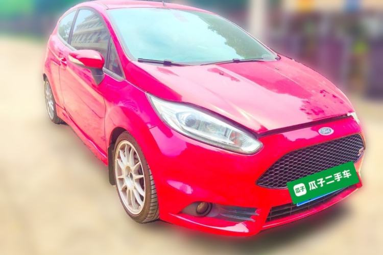 Used Ford Fiesta 2013 1.6T ST Front Right 45 Deg