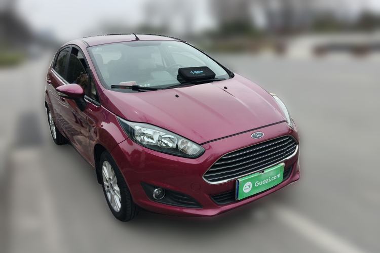 Used Ford Fiesta 2013 Hatchback 1.5L Automatic Fashion Edition Front Right 45 Deg