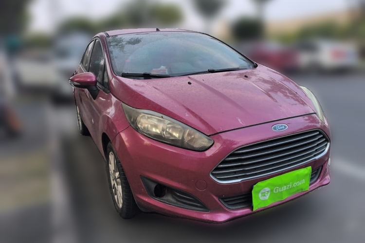 Used Ford Fiesta 2013 Hatchback 1.5L Automatic Fashion Edition Front Right 45 Deg
