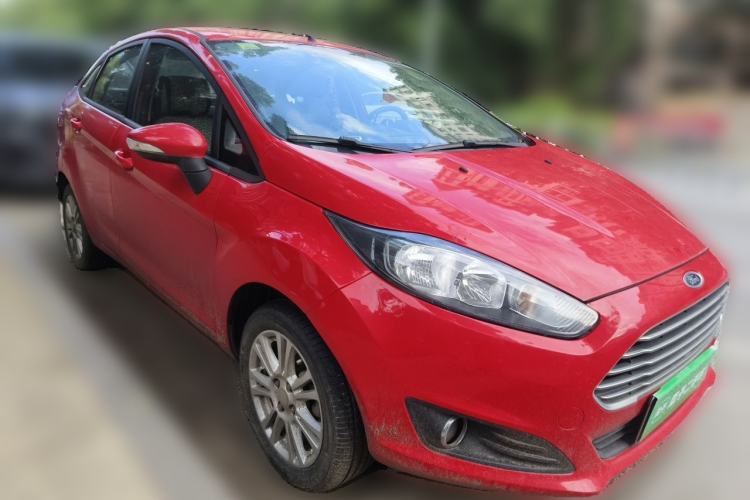 Used Ford Fiesta 2013 Sedan 1.5L Manual Fashion Edition Front Right 45 Deg