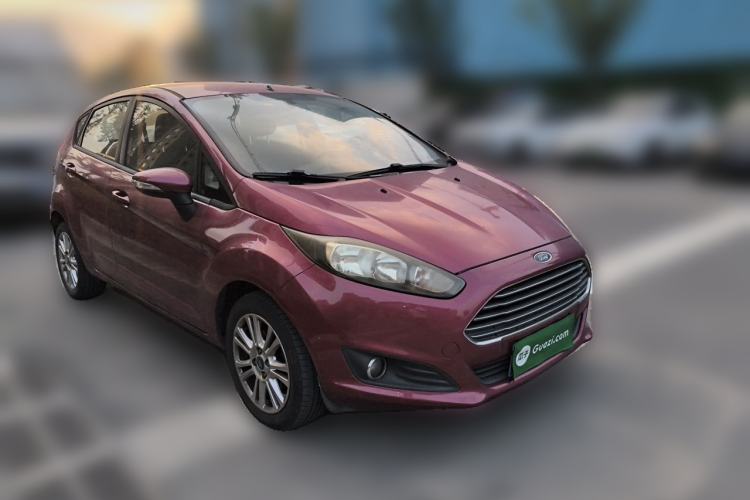 Used Ford Fiesta 2013 Hatchback 1.5L Automatic Fashion Edition Front Right 45 Deg