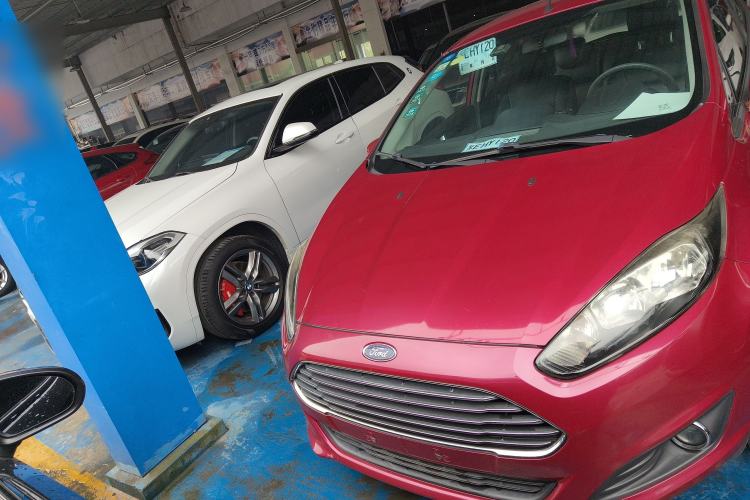 Used Ford Fiesta 2013 Hatchback 1.5L Automatic Fashion Edition Front