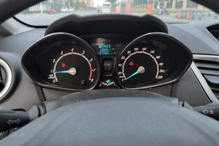 Used Ford Fiesta 2013 Hatchback 1.5L Automatic Fashion Edition Instrument Cluster