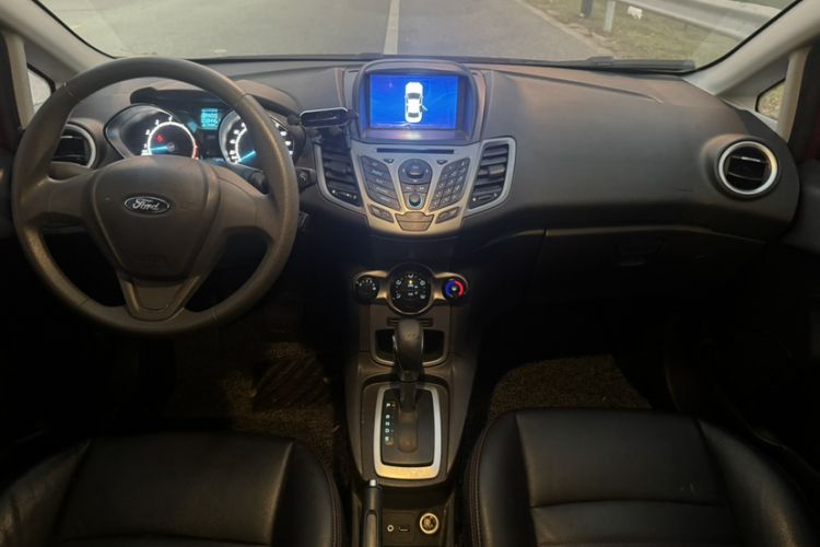 Used Ford Fiesta 2013 Hatchback 1.5L Automatic Fashion Edition Interior 1