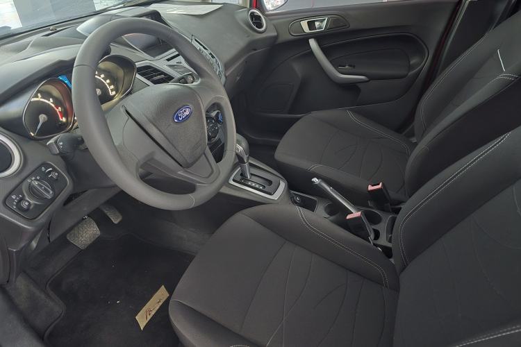 Used Ford Fiesta 2013 Hatchback 1.5L Automatic Fashion Edition Interior 1