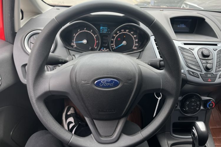 Used Ford Fiesta 2013 Hatchback 1.5L Automatic Fashion Edition Interior 3