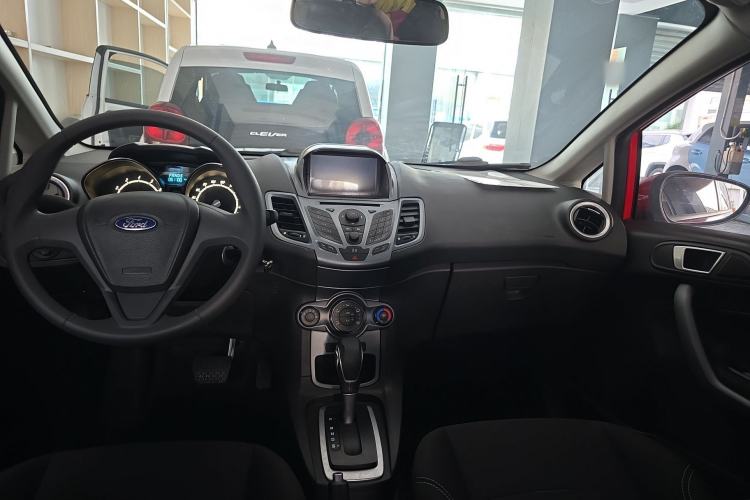 Used Ford Fiesta 2013 Hatchback 1.5L Automatic Fashion Edition Interior 3