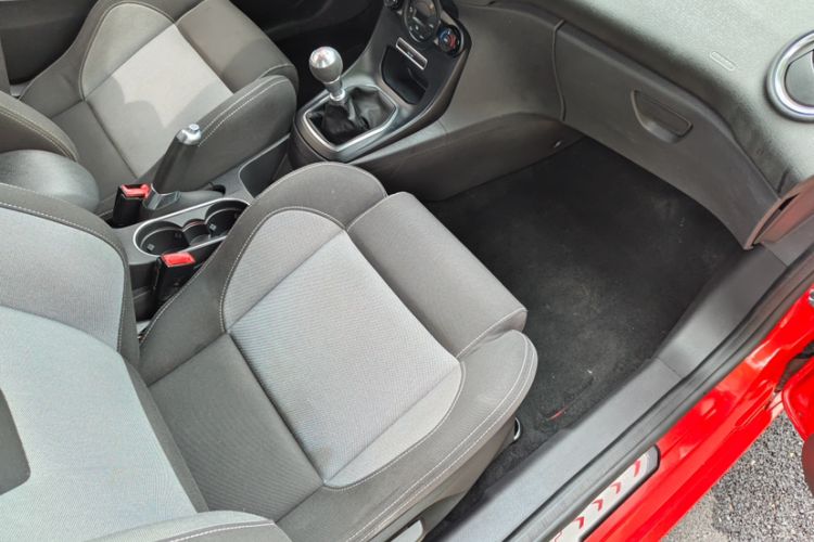 Used Ford Fiesta 2013 1.6T ST Interior 7