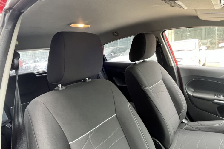 Used Ford Fiesta 2013 Hatchback 1.5L Automatic Fashion Edition Interior 9