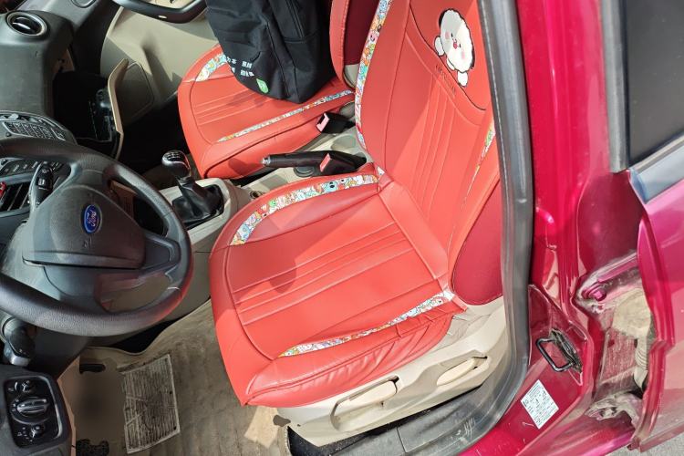 Used Ford Fiesta 2013 Sedan 1.5L Manual Fashion Edition Left Front Seat