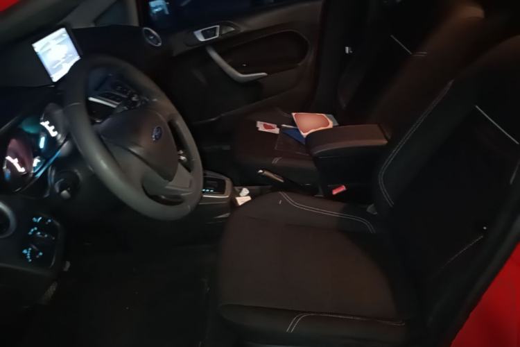 Used Ford Fiesta 2013 Hatchback 1.5L Automatic Fashion Edition Left Front Seat