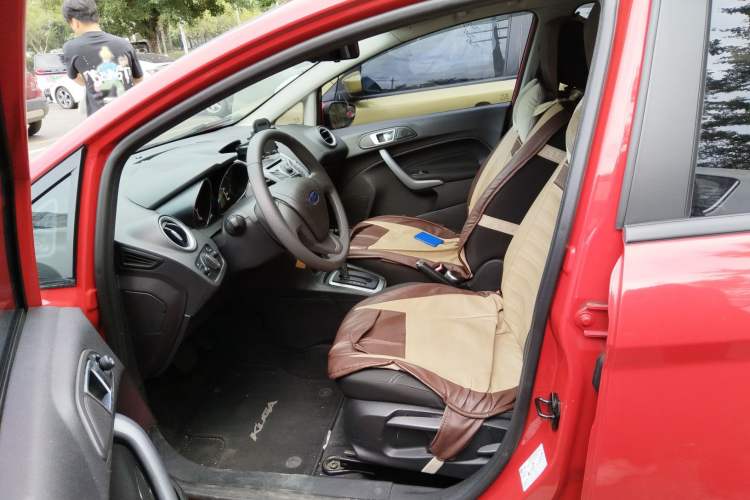 Used Ford Fiesta 2013 Hatchback 1.5L Automatic Fashion Edition Left Front Seat