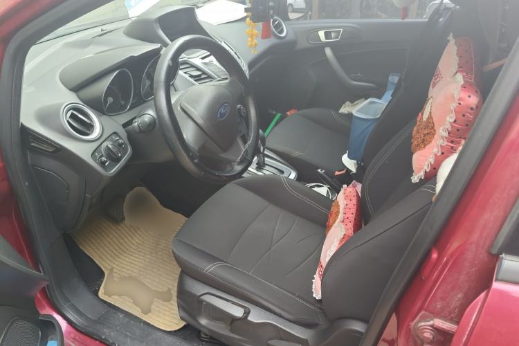 Used Ford Fiesta 2013 Hatchback 1.5L Automatic Fashion Edition Left Front Seat