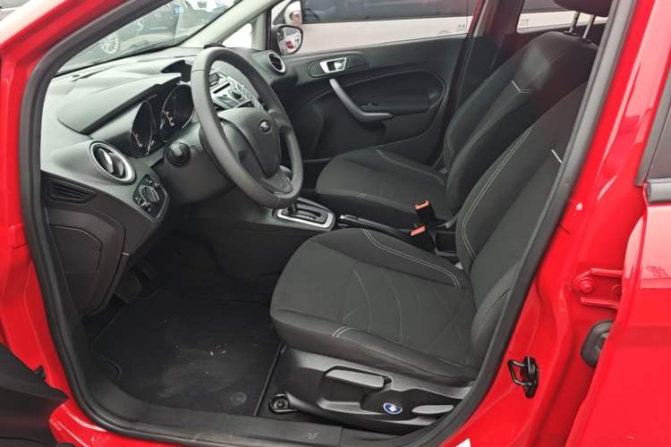 Used Ford Fiesta 2013 Hatchback 1.5L Automatic Fashion Edition Left Front Seat