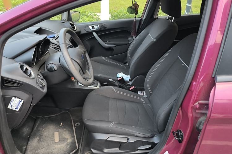 Used Ford Fiesta 2013 Hatchback 1.5L Automatic Fashion Edition Left Front Seat