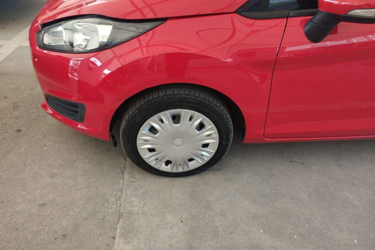 Used Ford Fiesta 2013 Hatchback 1.5L Manual Fashion Edition Left Front Wheel Hub