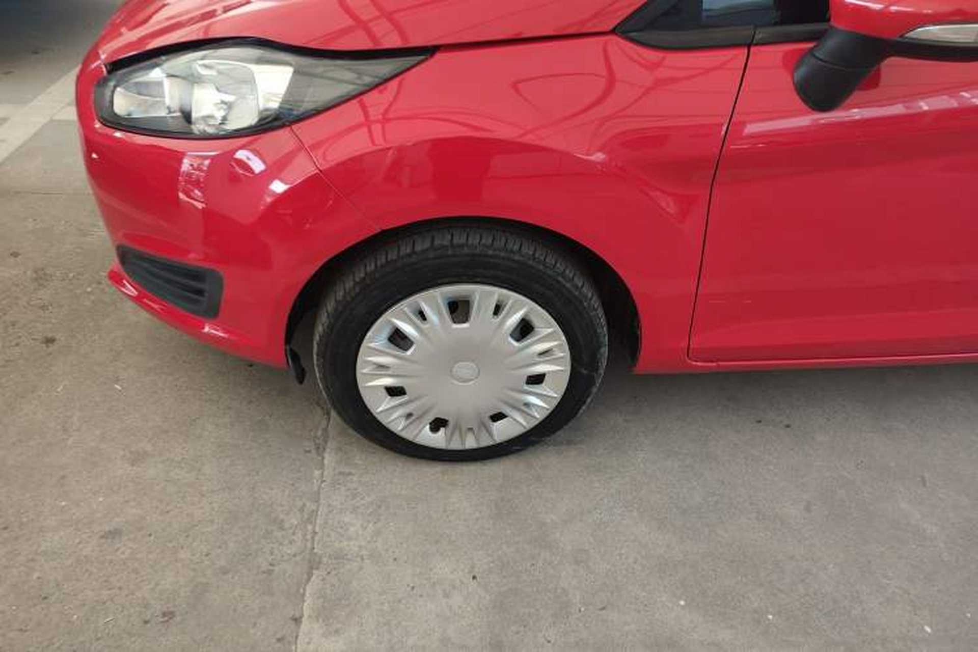 Used Ford Fiesta 2013 Hatchback 1.5L Manual Fashion Edition Left Front Wheel Hub