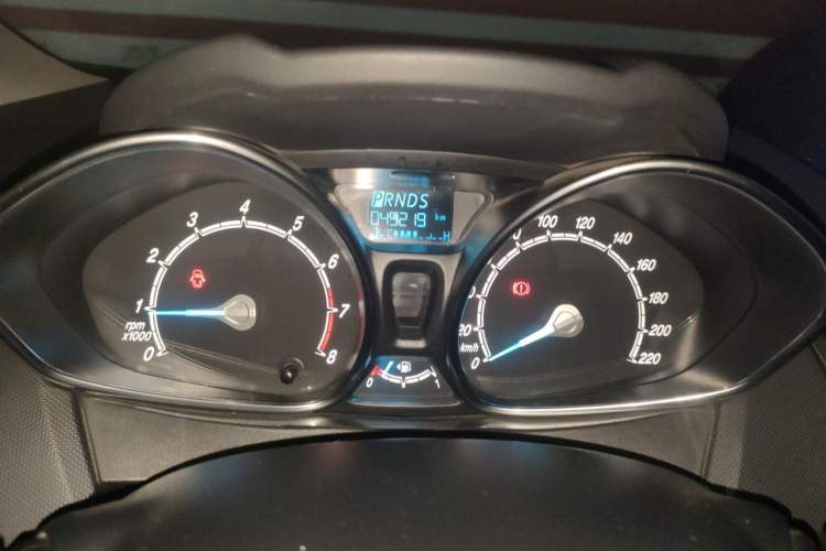 Used Ford Fiesta 2013 Sedan 1.5L Automatic Fashion Edition Odometer Close Up
