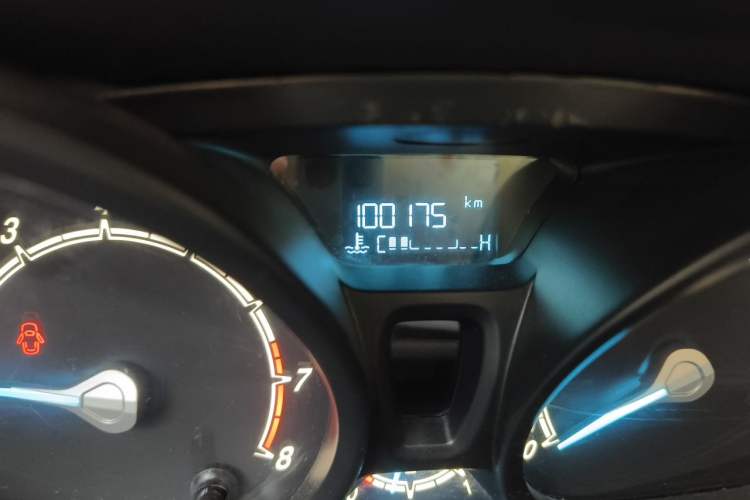 Used Ford Fiesta 2013 Sedan 1.5L Manual Fashion Edition Odometer Close Up