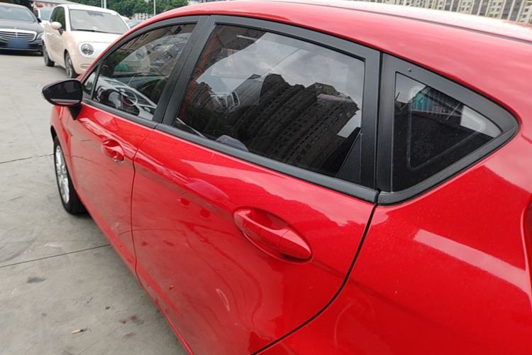 Used Ford Fiesta 2013 Hatchback 1.5L Automatic Fashion Edition Rear Left 45 Deg