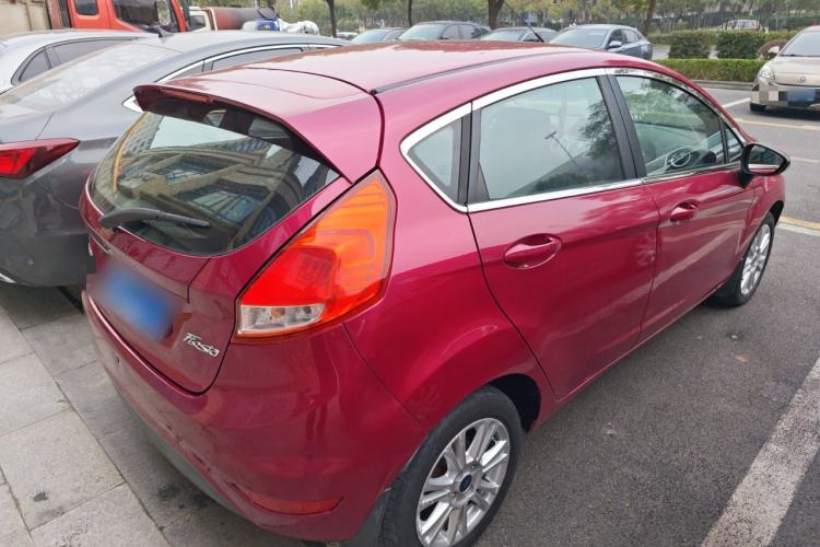 Used Ford Fiesta 2013 Hatchback 1.5L Automatic Fashion Edition Rear Right 45 Deg