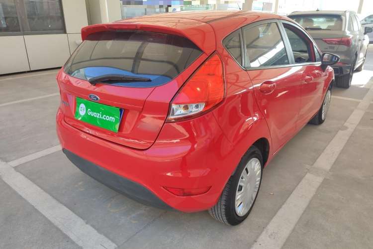 Used Ford Fiesta 2013 Hatchback 1.5L Manual Fashion Edition Rear Right 45 Deg