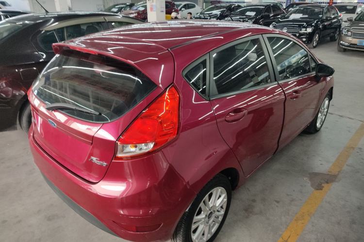 Used Ford Fiesta 2013 Hatchback 1.5L Automatic Fashion Edition Rear Right 45 Deg