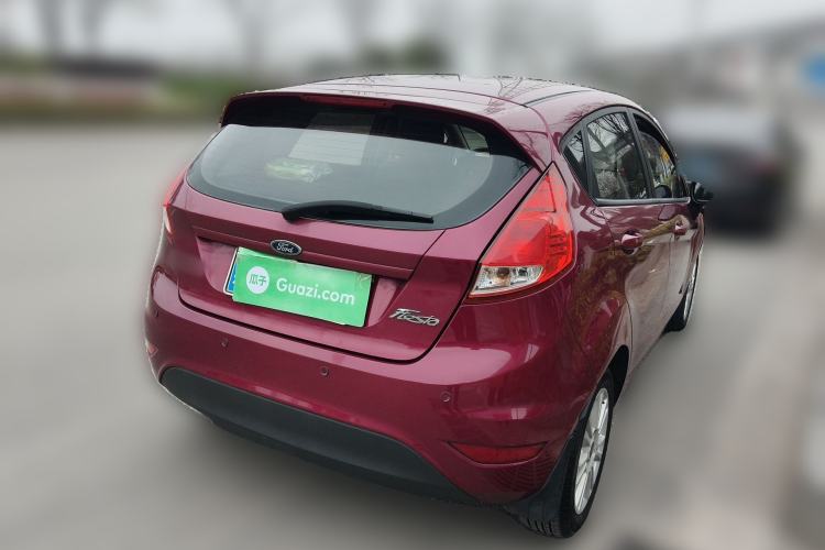 Used Ford Fiesta 2013 Hatchback 1.5L Automatic Fashion Edition Rear Right 45 Deg